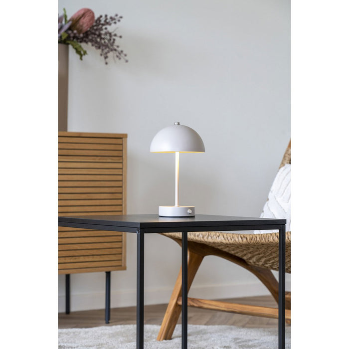 Holt LED table lamp